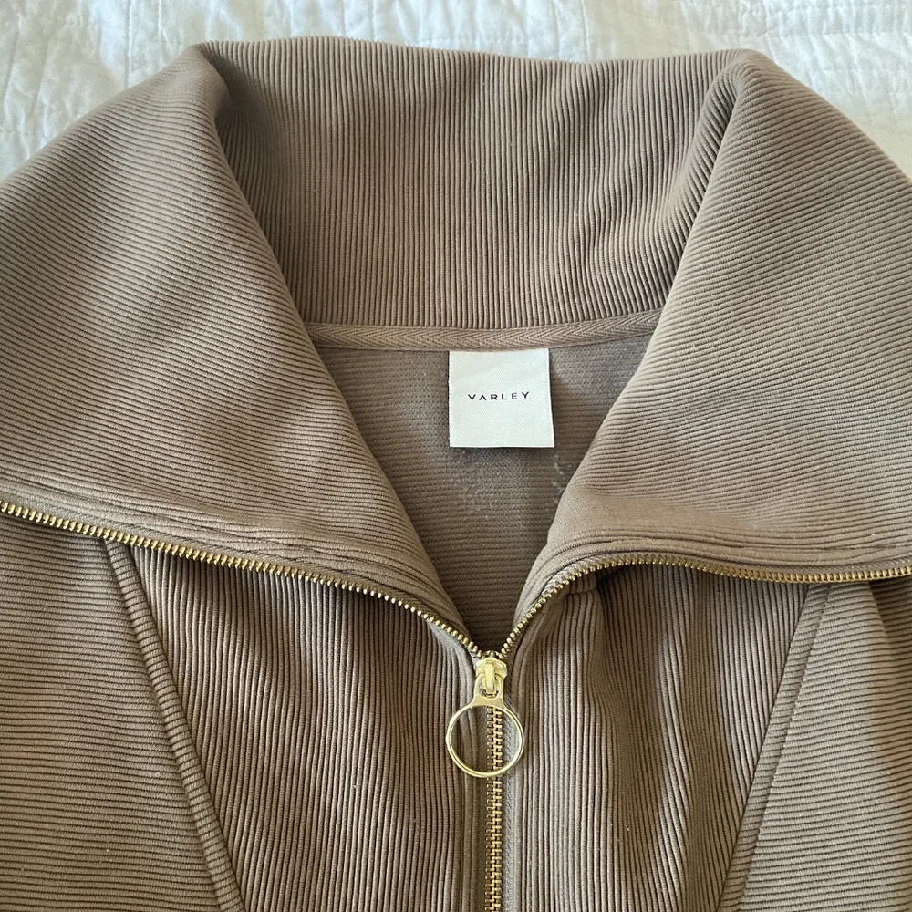 Varley Vine Pullover - Picture 4 of 12